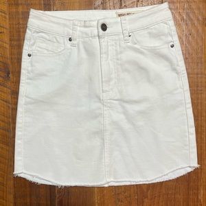 NWOT Wishlist Raw Hem White Denim Skirt, Size Small